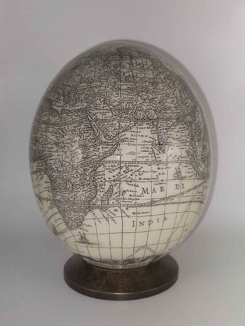 Black and white world map F03/M4A - Image 3